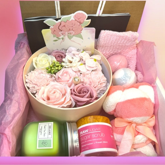 Birthday Gift Box Hand Pick-Sugar Pink Bath Gift Set- Flowers Bouquet Hand Soap
